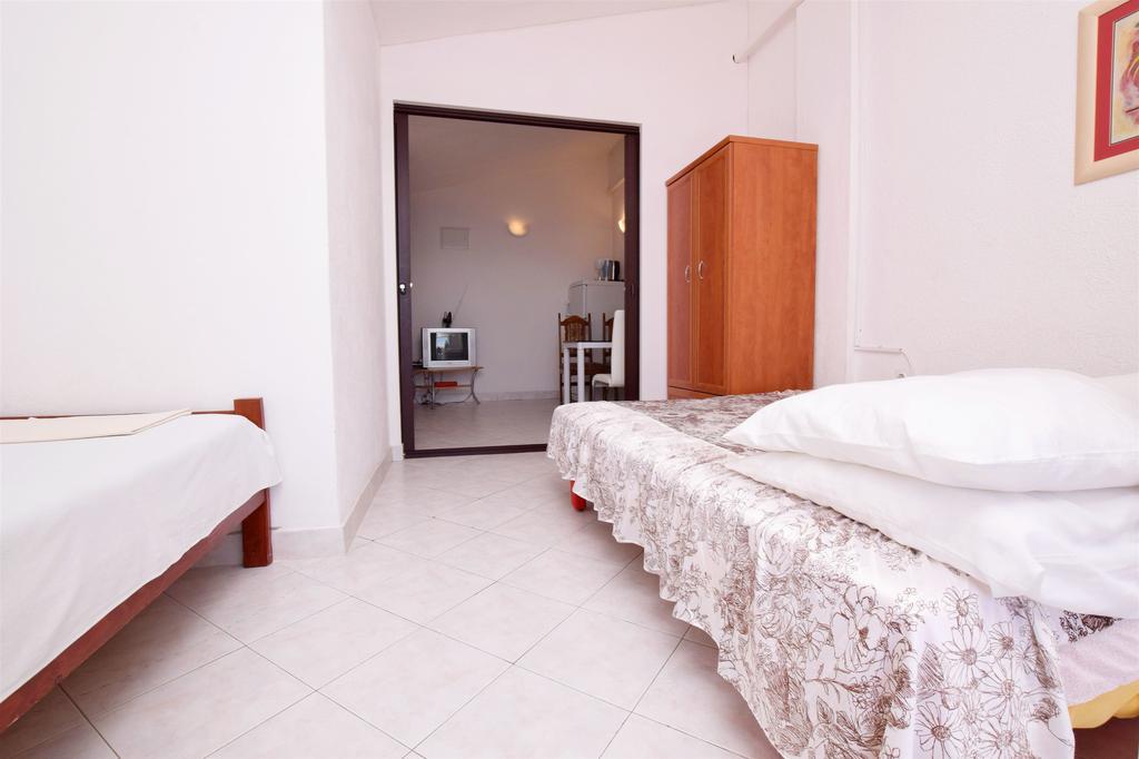Apartments Dubravka Писак Екстериор снимка